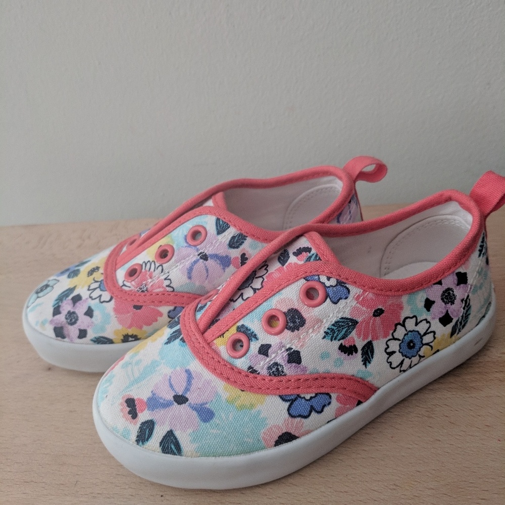 Gymboree floral tennis shoes SIZE 8(TODDLER)
